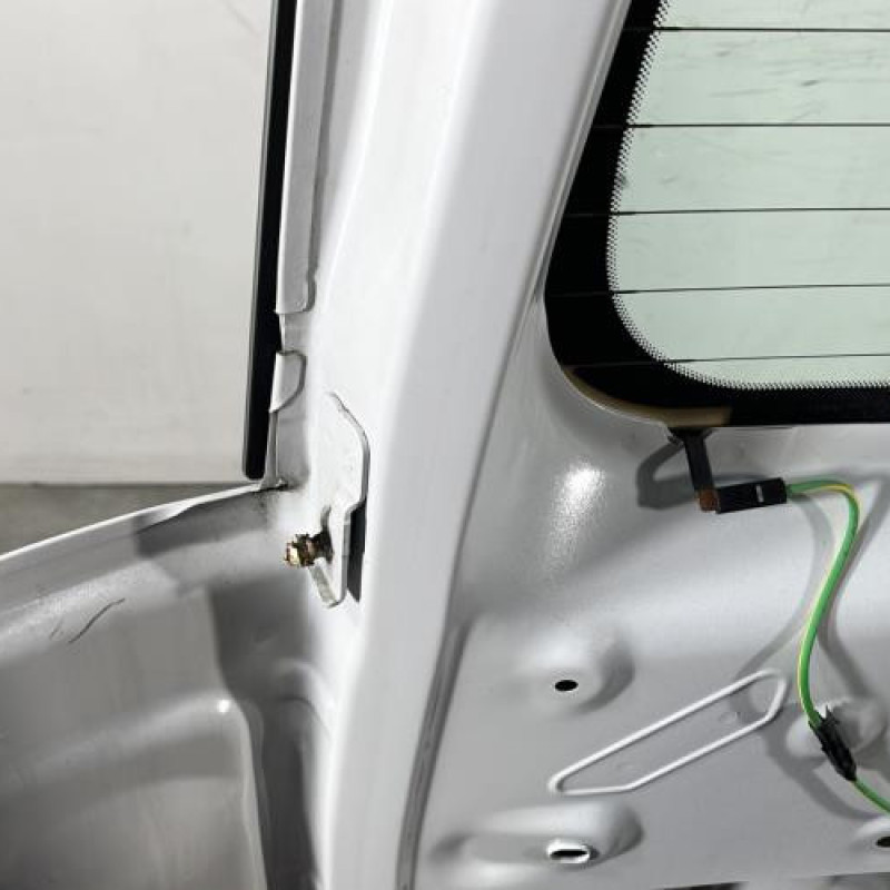 Malle/Hayon arriere CITROEN C3 PICASSO Photo n°9