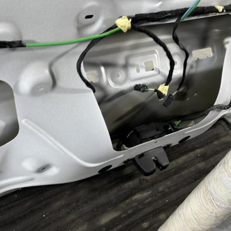 Malle/Hayon arriere CITROEN C3 PICASSO Photo n°10