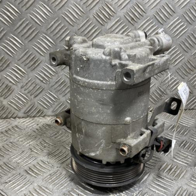 Compresseur clim KIA PICANTO 3 Photo n°1