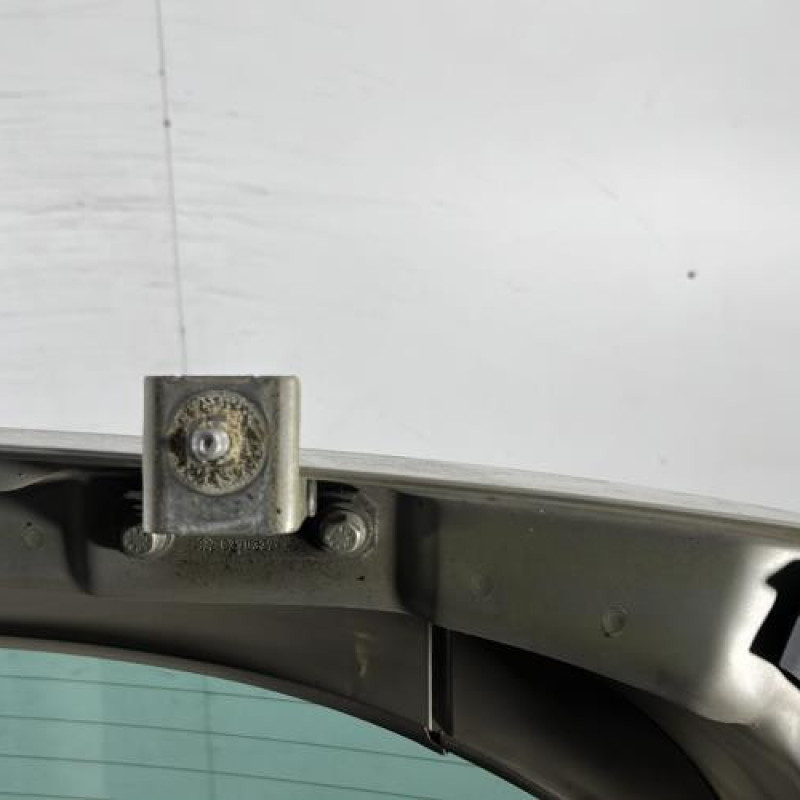 Malle/Hayon arriere RENAULT SCENIC 2 Photo n°10