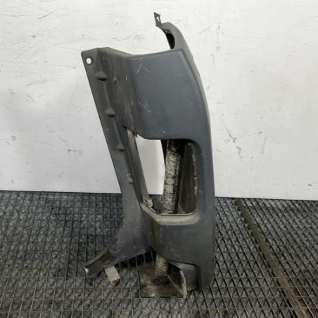 Crosse arriere droit RENAULT TRAFIC 2