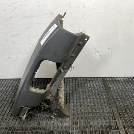 Crosse arriere gauche RENAULT TRAFIC 2