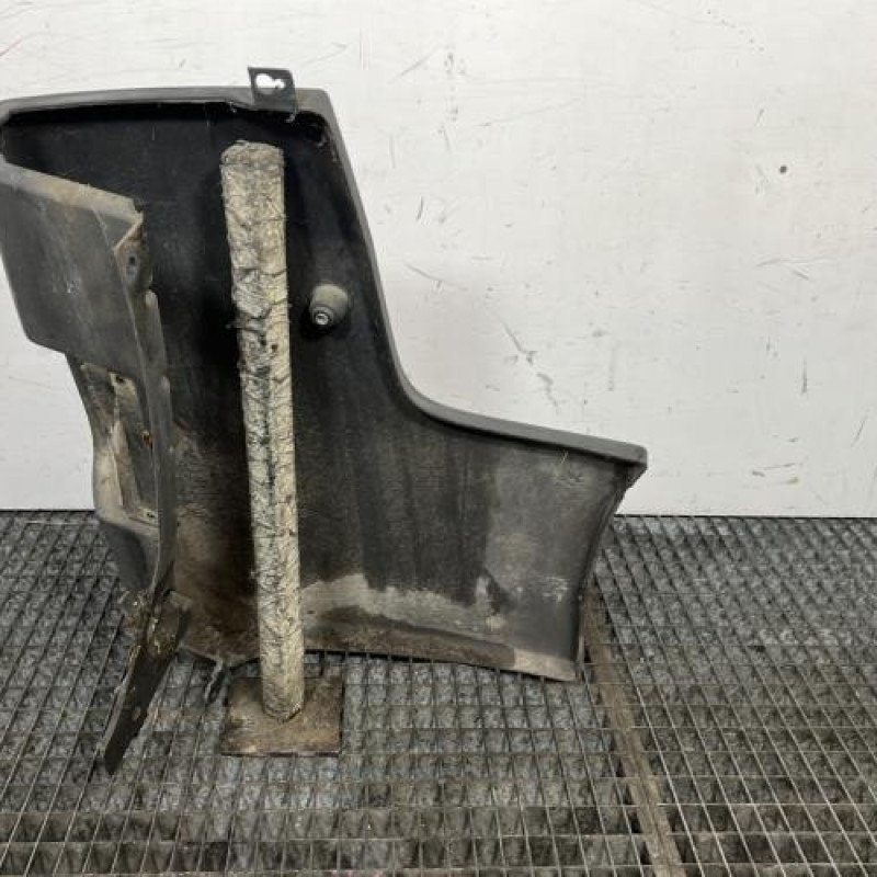 Crosse arriere gauche RENAULT TRAFIC 2 Photo n°3