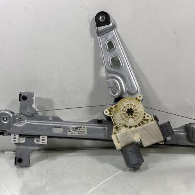 Leve vitre electrique arriere droit PEUGEOT 5008 1 Photo n°1