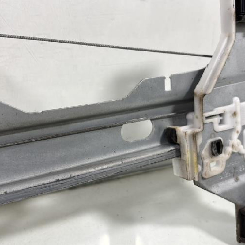 Leve vitre electrique arriere droit PEUGEOT 5008 1 Photo n°8