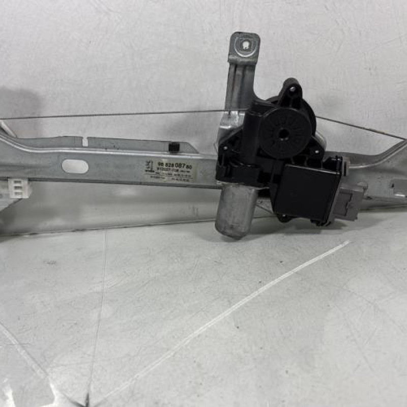 Leve vitre electrique arriere gauche PEUGEOT 5008 1 Photo n°1