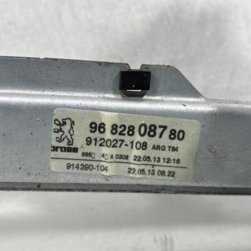 Leve vitre electrique arriere gauche PEUGEOT 5008 1 Photo n°4