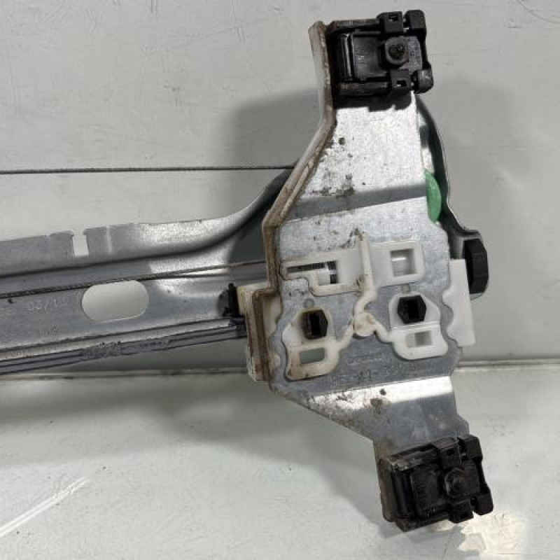 Leve vitre electrique arriere gauche PEUGEOT 5008 1 Photo n°6