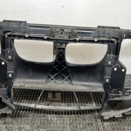 Face avant BMW SERIE 1 E87 Photo n°1