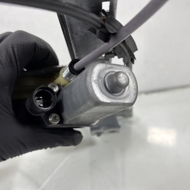 Leve vitre electrique avant droit RENAULT KANGOO 2 Photo n°8