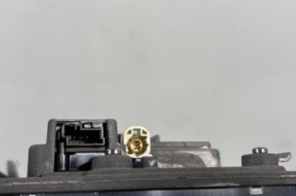 Ecran GPS PEUGEOT 208 1