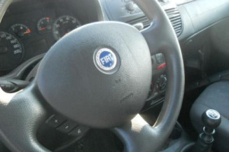 Pare choc arriere FIAT PUNTO 2