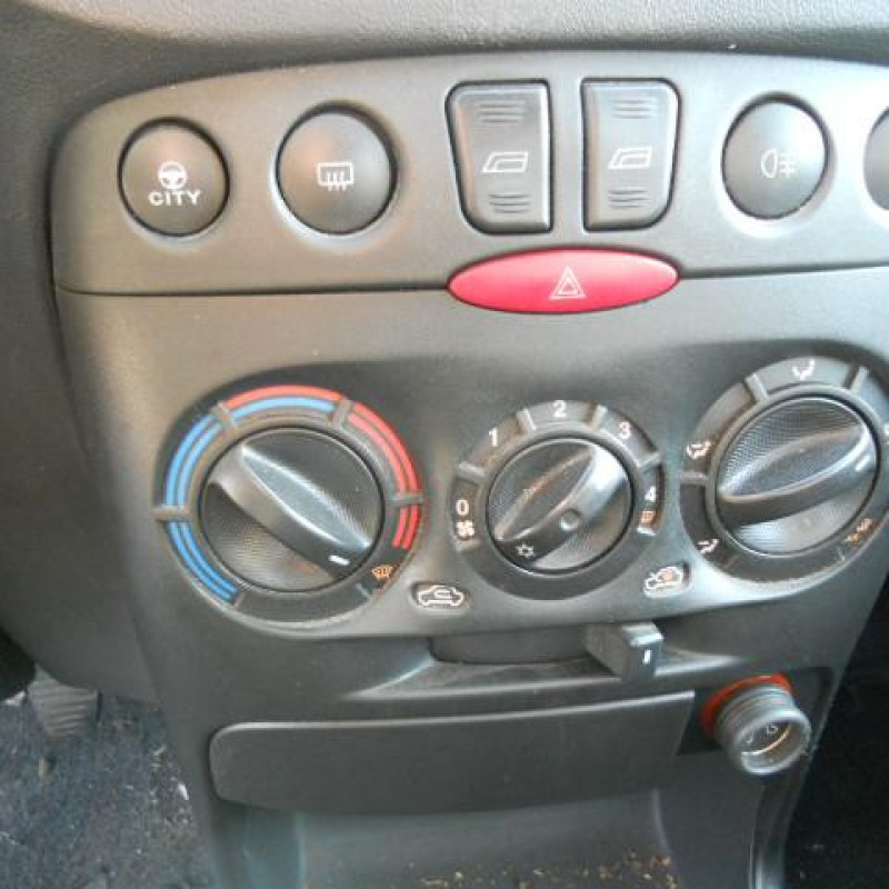 Pare choc arriere FIAT PUNTO 2 Photo n°12