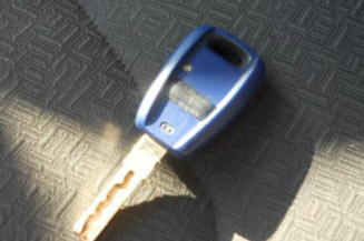 Pare choc arriere FIAT PUNTO 2