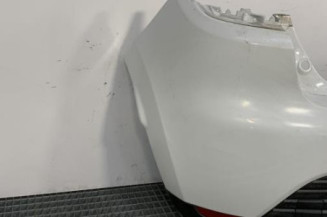 Pare choc arriere RENAULT CLIO 4 Photo n°1