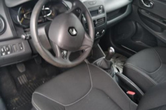 Pare choc arriere RENAULT CLIO 4