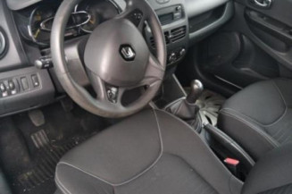Pare choc arriere RENAULT CLIO 4