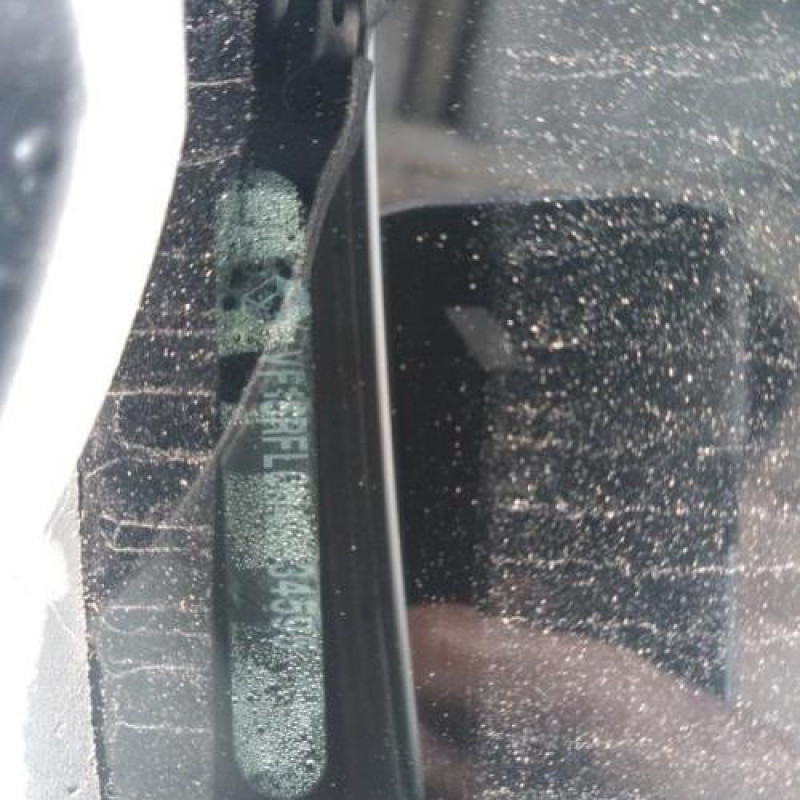 Pare choc arriere RENAULT CLIO 4 Photo n°18