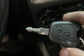 Pare choc arriere PEUGEOT 206