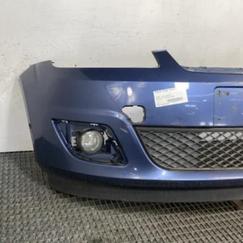 Pare choc avant FORD FIESTA 5 Photo n°1