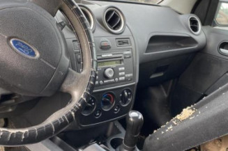 Pare choc avant FORD FIESTA 5