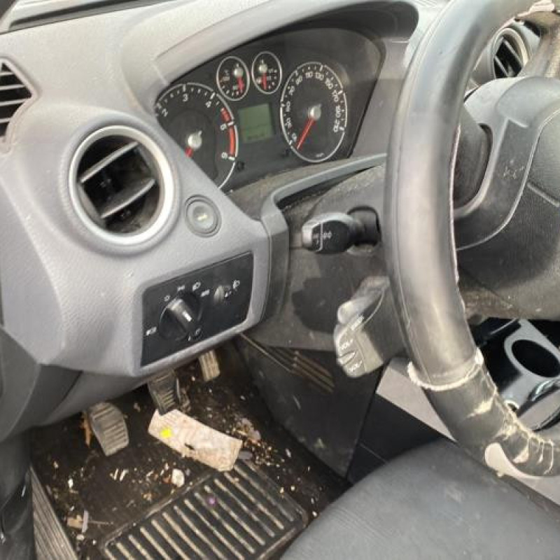 Pare choc avant FORD FIESTA 5 Photo n°11