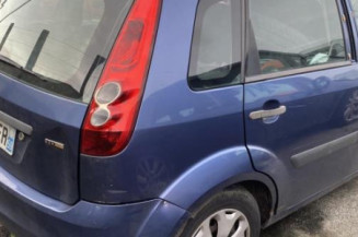 Pare choc avant FORD FIESTA 5