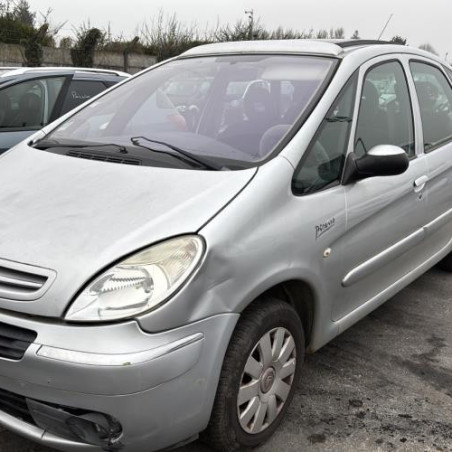 Moteur CITROEN XSARA PICASSO Photo n°1