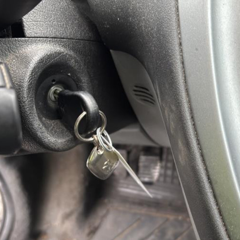 Moteur CITROEN XSARA PICASSO Photo n°20