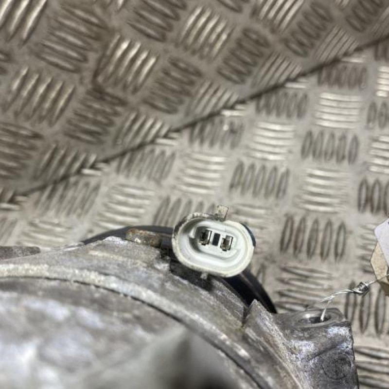 Compresseur clim FIAT CROMA 2 Photo n°5