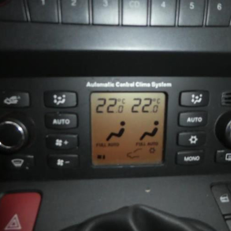 Compresseur clim FIAT CROMA 2 Photo n°7