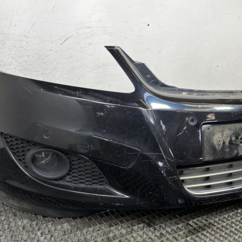 Pare choc avant OPEL ZAFIRA B Photo n°2