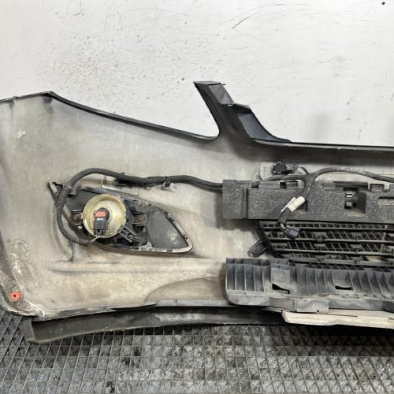 Pare choc avant OPEL ZAFIRA B Photo n°6