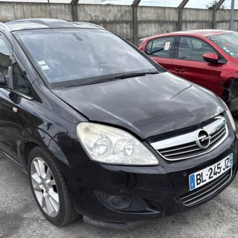 Pare choc avant OPEL ZAFIRA B Photo n°8