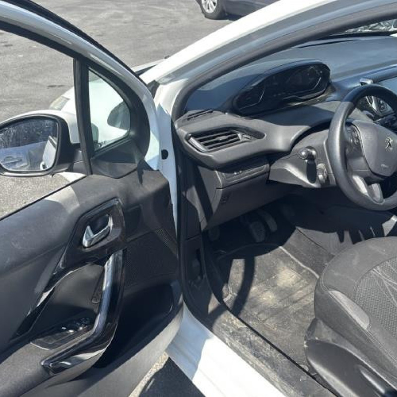 Moteur PEUGEOT 208 1 Photo n°9
