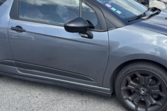 Pare choc avant CITROEN DS3