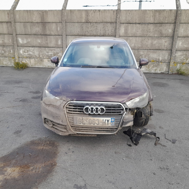 AUDI A1 1 PHASE 1 1.6 TDI - 16V TURBO Photo n°6