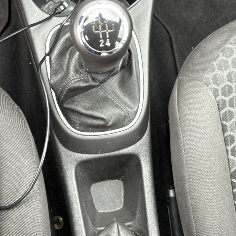 OPEL CORSA E 1.4i - 16V Photo n°30