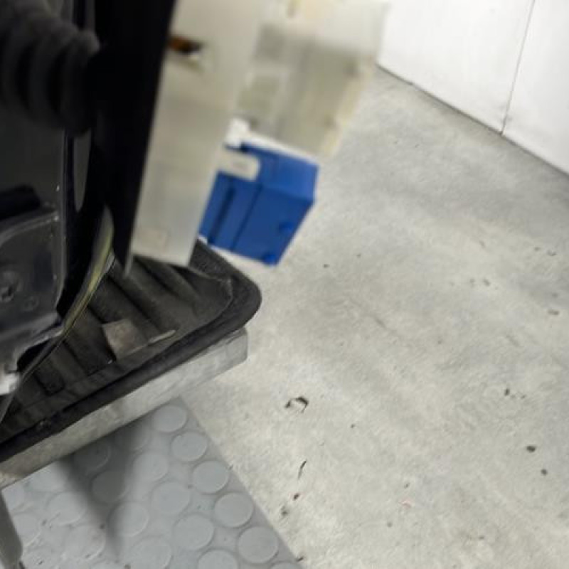 Porte avant droit CITROEN C4 2 Photo n°5