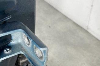 Porte avant droit PEUGEOT 2008 1