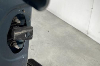 Porte avant droit PEUGEOT 2008 1