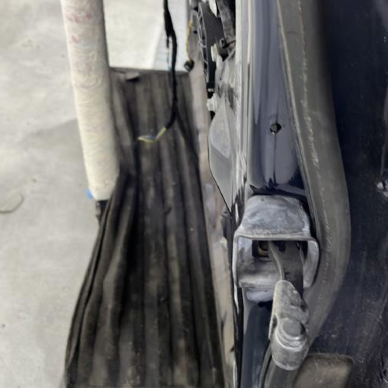 Porte avant gauche BMW SERIE 3 E46 Photo n°4