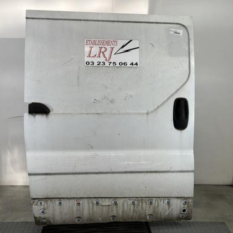 Porte laterale droit RENAULT TRAFIC 2 Photo n°1