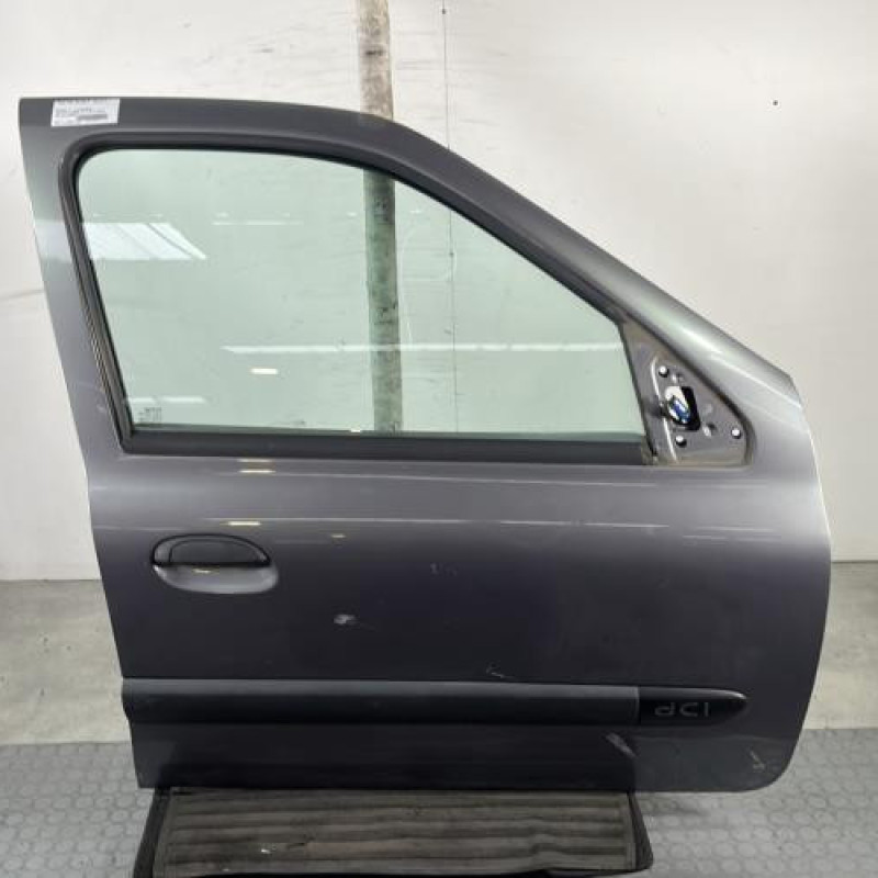 Porte avant droit RENAULT CLIO 2 Photo n°1