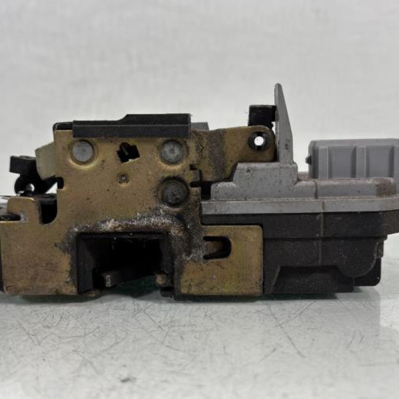 Serrure arriere droit PEUGEOT 206 Photo n°3