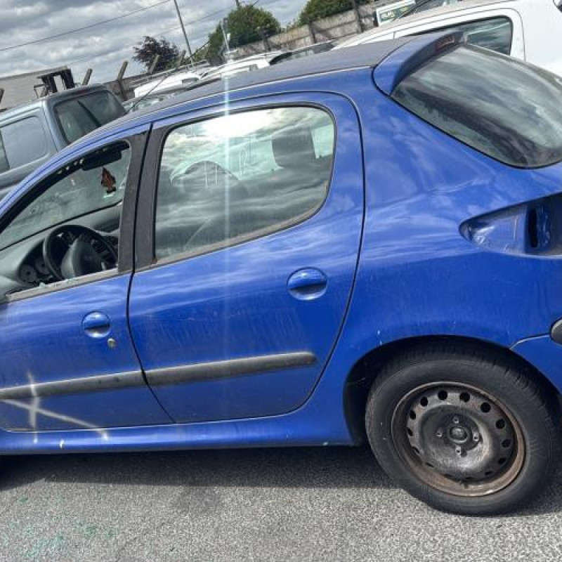 Serrure arriere droit PEUGEOT 206 Photo n°10