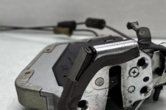 Serrure arriere droit LEXUS IS 2 Photo n°1