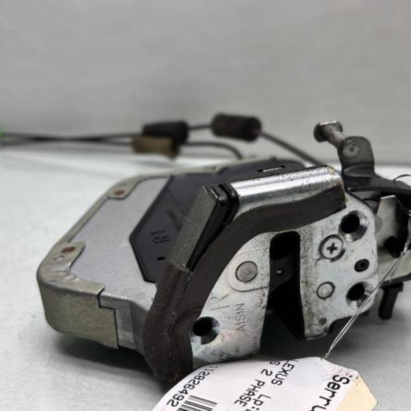 Serrure arriere droit LEXUS IS 2 Photo n°1