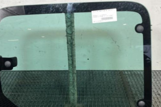 Vitre arriere droit RENAULT KANGOO 2 Photo n°1