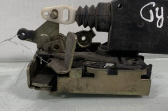 Serrure arriere droit PEUGEOT 205